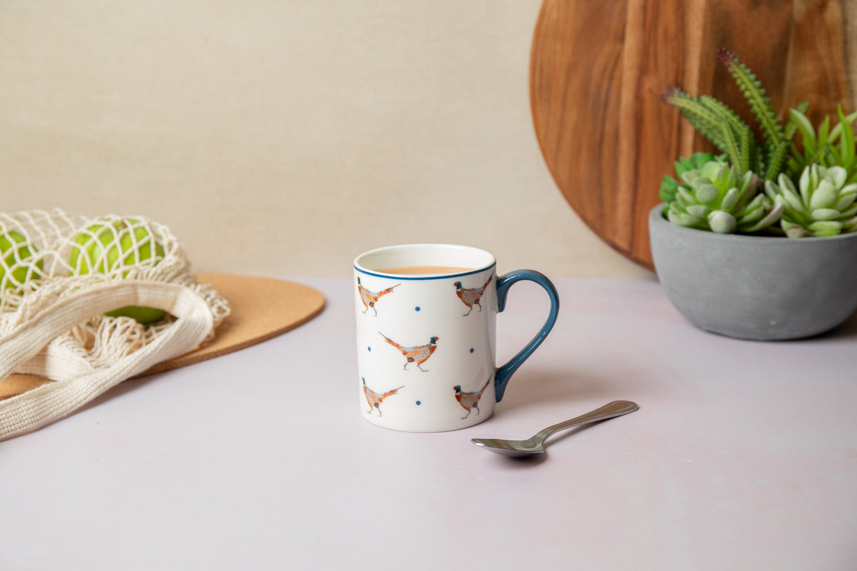 Kubek porcelanowy Bażanty Mikasa – 280 ml – aranżacja