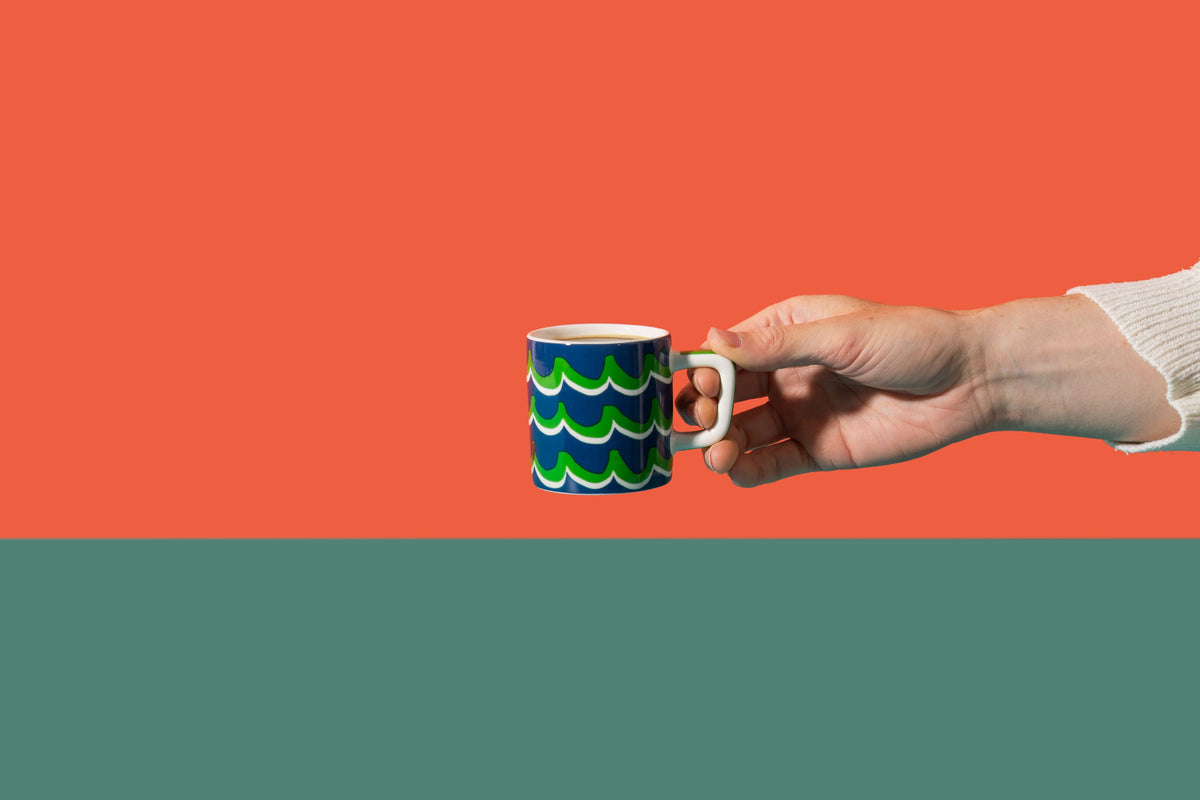 Filiżanka do espresso Cyan Tides La Cafetière – niebieska 120 ml – aranżacja