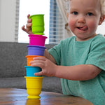 Kubeczki z przyssawkami Fat Brain Toy Co. – Suction Kupz, 6 szt. – zdjęcie 6