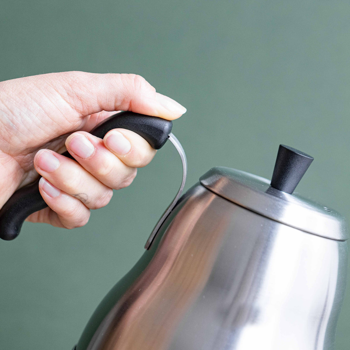 Czajnik La Cafetière – srebrny, 700 ml – aranżacja