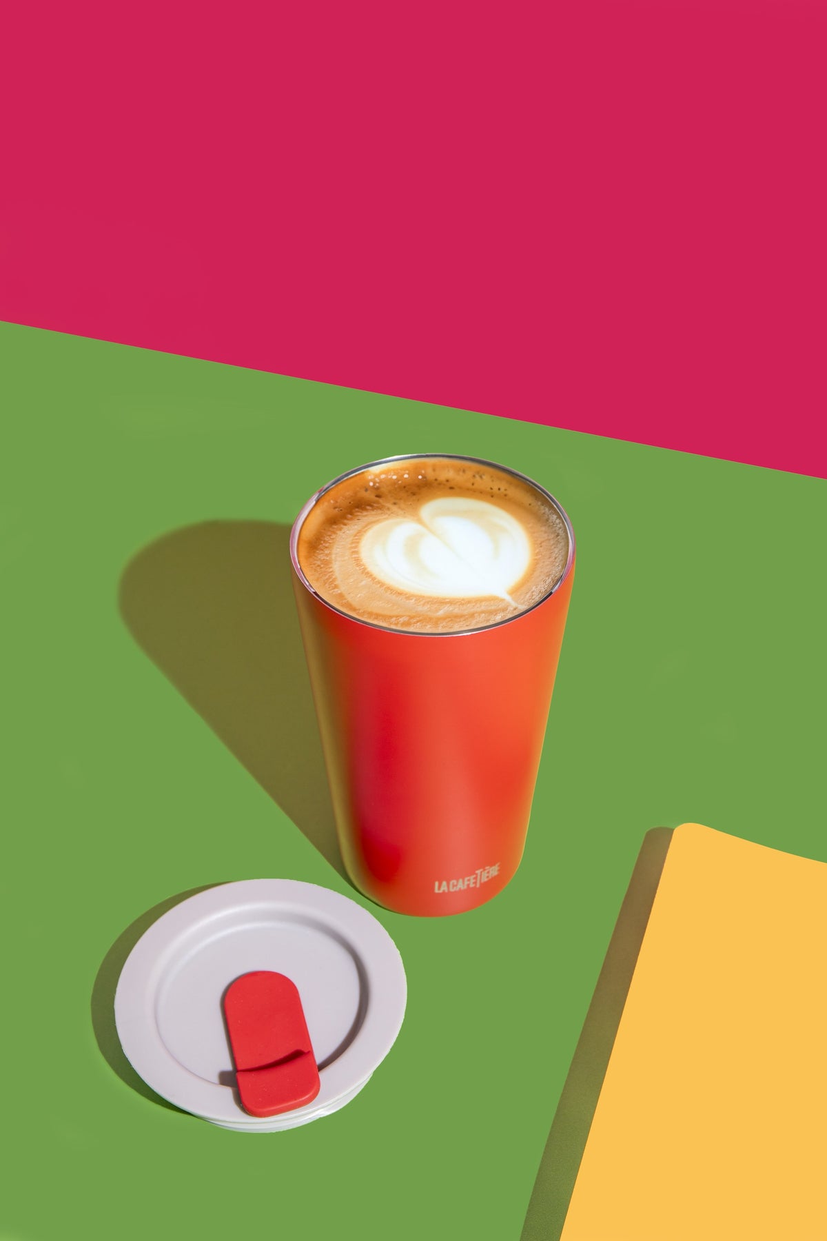Izolowany kubek podróżny Pavia La Cafetière – czerwony, 400 ml – aranżacja