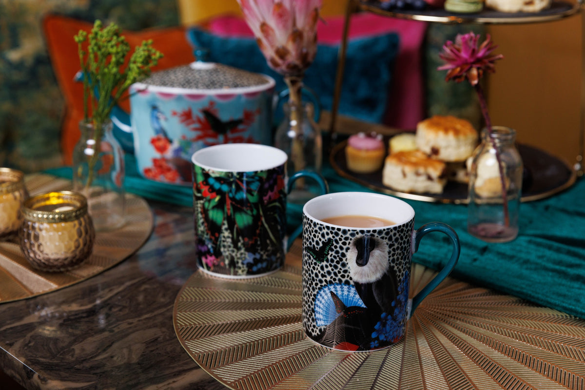 Kubek porcelanowy Małpa Sarah Arnett Mikasa – 350 ml – aranżacja