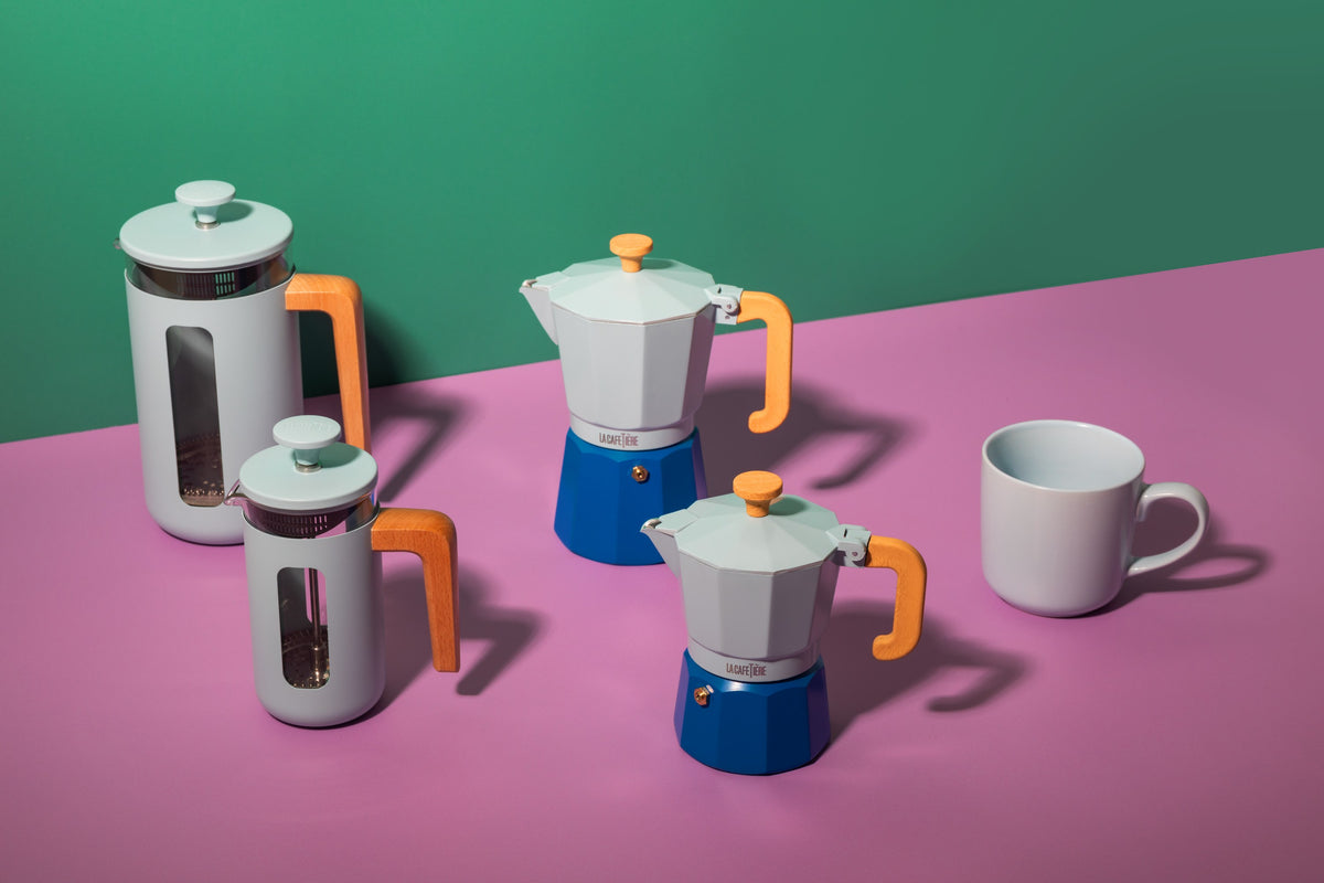 Kubek ceramiczny La Cafetière – Sky Blue, 350 ml – aranżacja