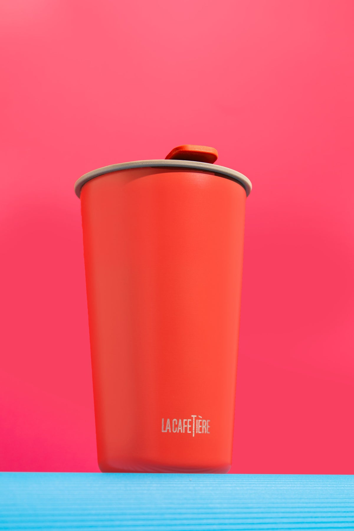 Izolowany kubek podróżny Pavia La Cafetière – czerwony, 400 ml – aranżacja