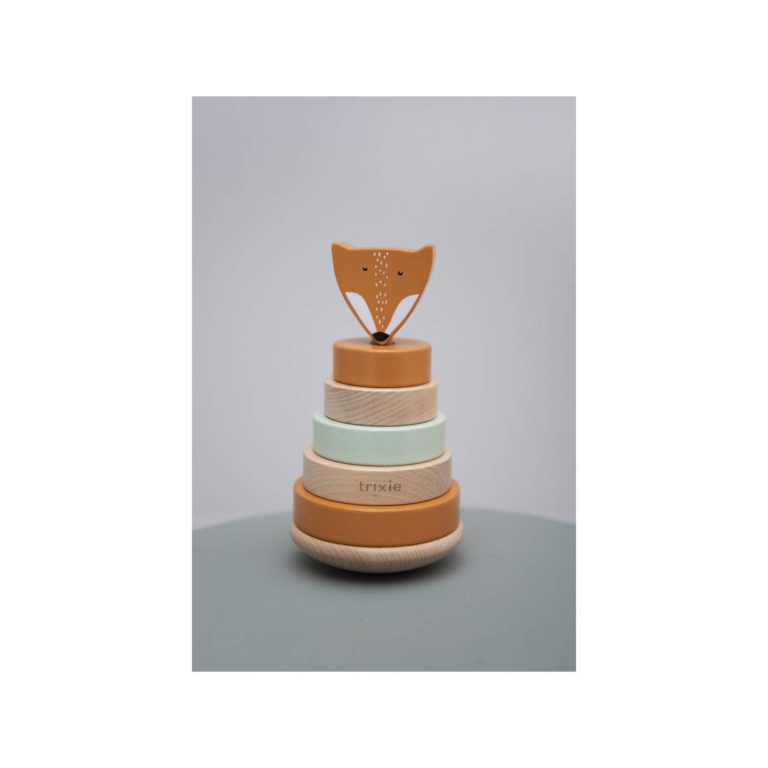 Drewniana piramida z podstawą Lis Trixie – 18 × 10 × 10 cm – zdjęcie 4