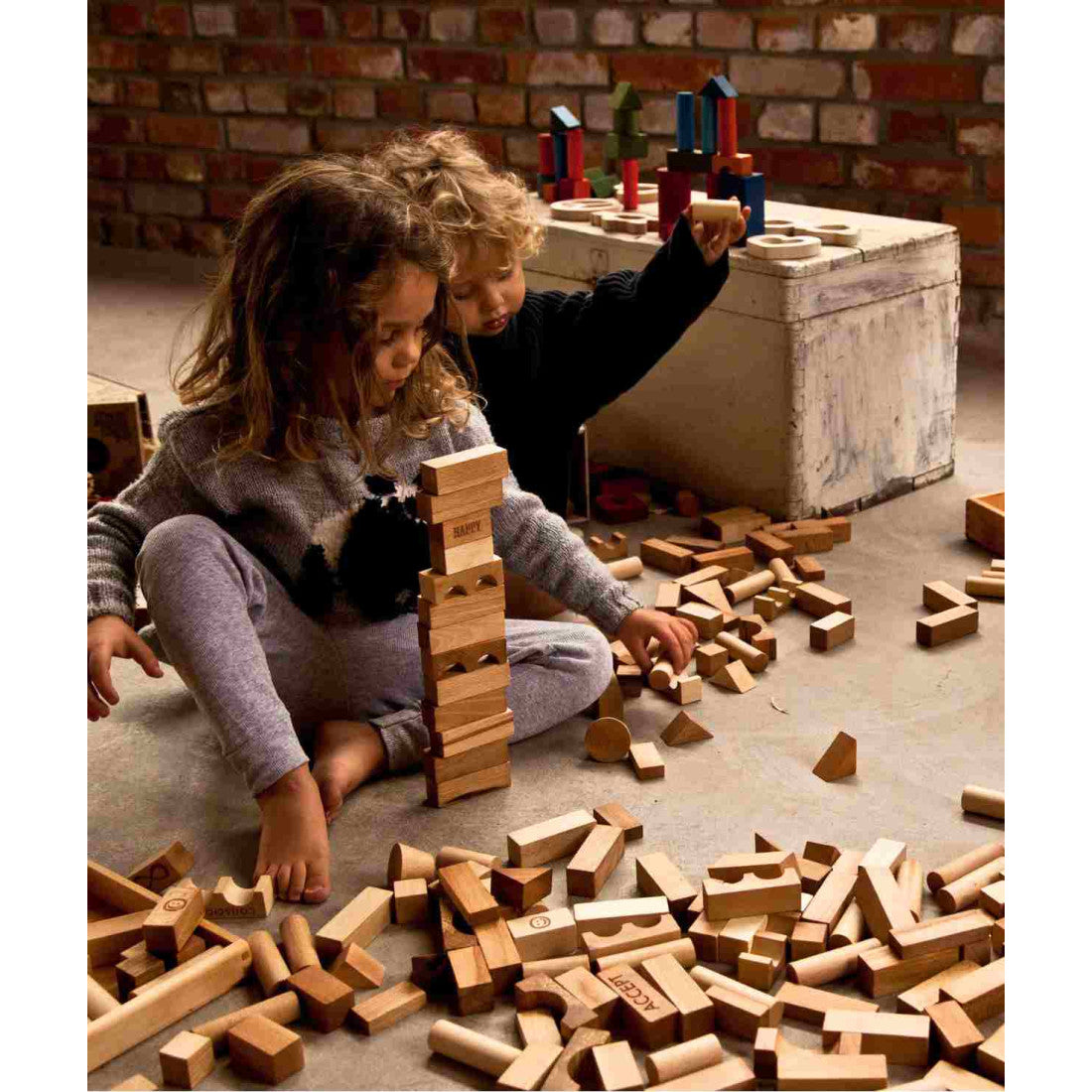 Drewniane klocki w skrzynce Wooden Story – naturalne, XL, 63 el. – zdjęcie 2