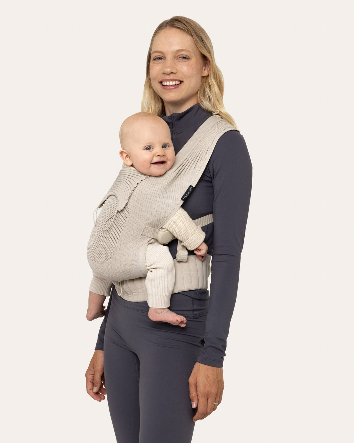 Nosidełko Flybaby All Cream – kremowa dzianina 3D, kremowe taśmy i klamry