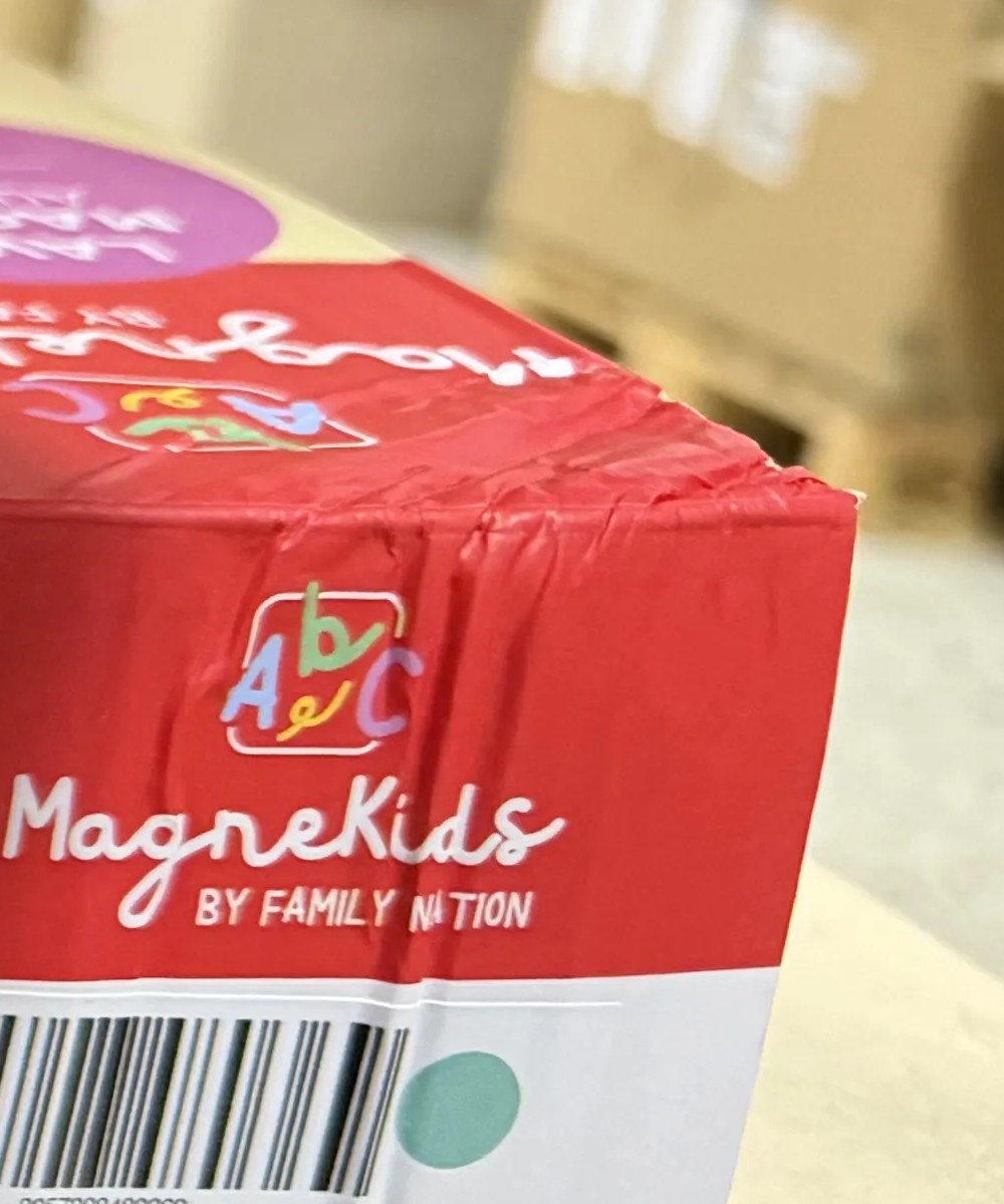 Zgnieciona krawędź kartonu tablicy MagneKids Arch Sage Green