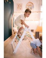 Family Nation trójkąt Pikler Montessori do wspinania – Rainbow Sunny Beach