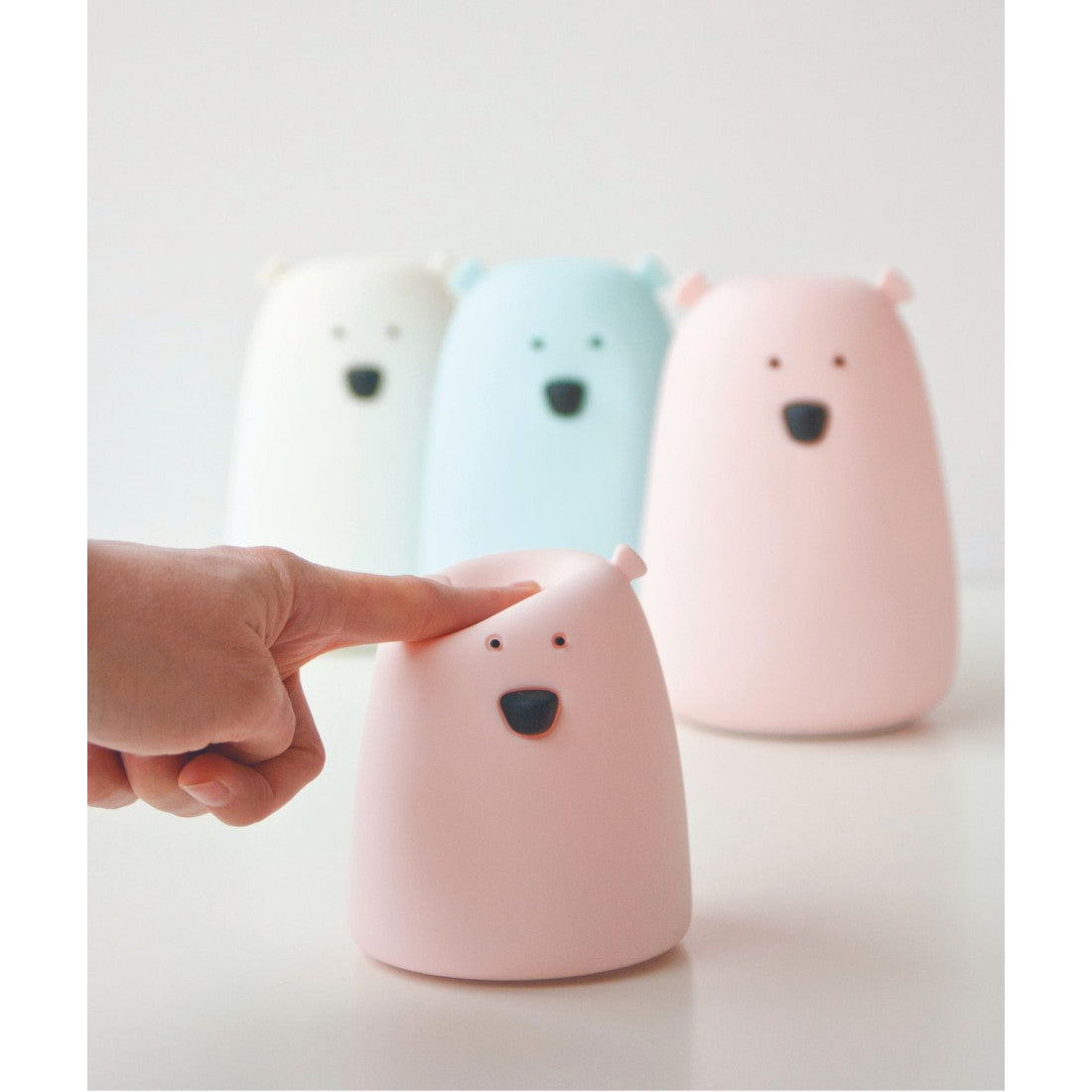 Lampka nocna Miś Mały Rabbit & Friends – różowa – zdjęcie 3