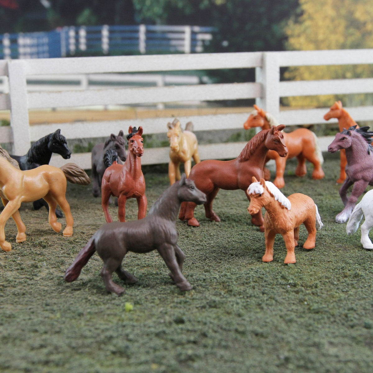 Figurki w tubie Safari Ltd – Konie, 12 szt. – zdjęcie 5