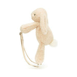 Plecak Jellycat – Króliczek Słodziak 43 cm, widok z boku