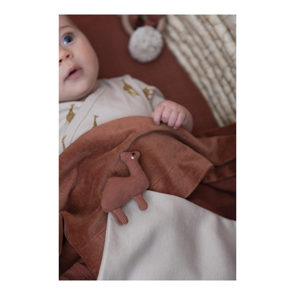 Szmatka przytulanka Wielbłąd Trixie – 28 cm, bawełna organiczna – zdjęcie 3