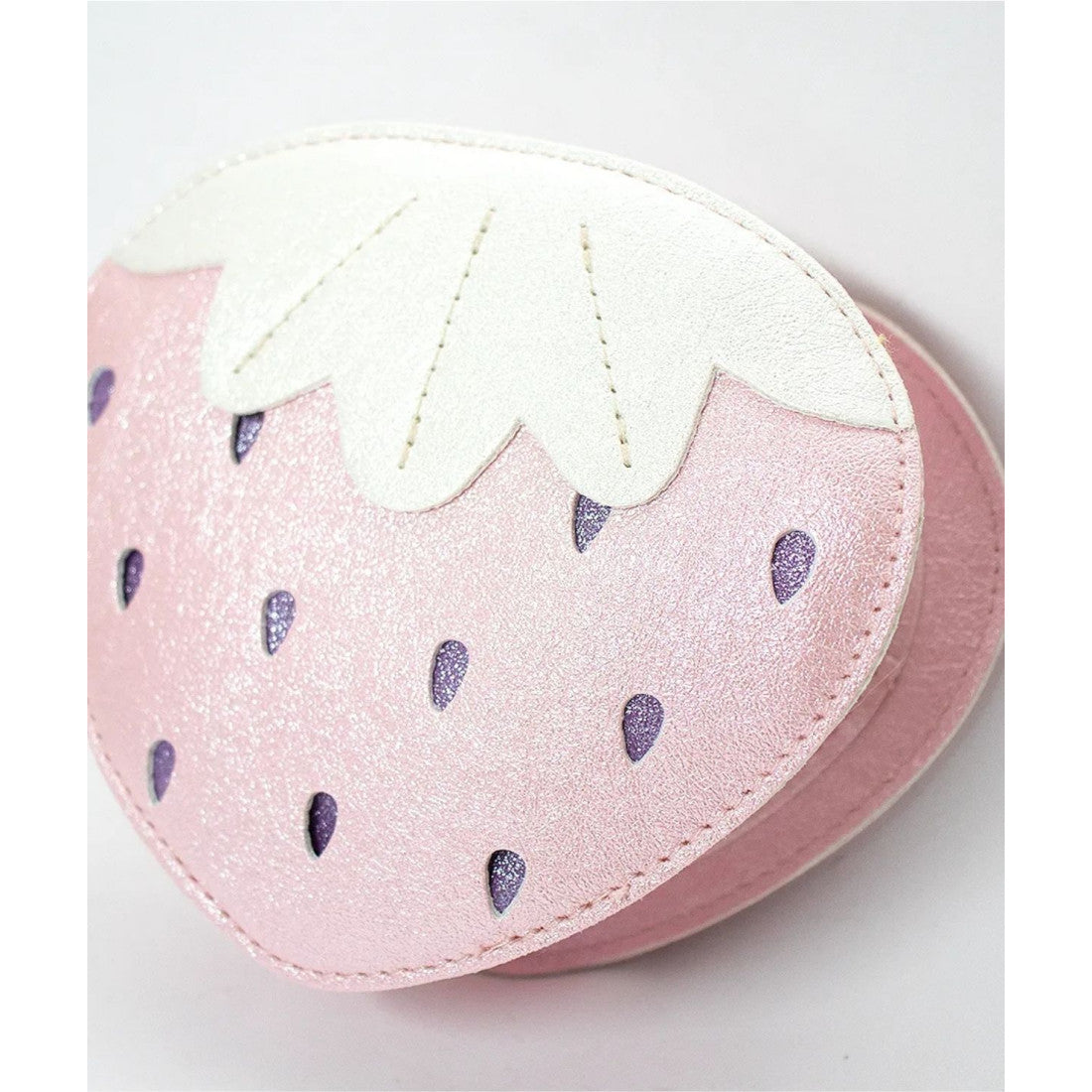 Torebka na ramię Truskawka Yuko.B – różowo-biała, 13 × 5,5 × 12 cm – zdjęcie 2