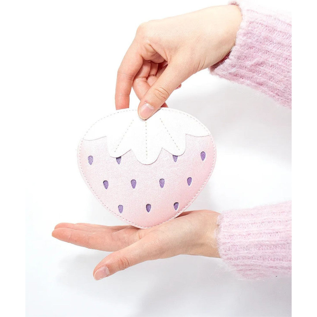 Torebka na ramię Truskawka Yuko.B – różowo-biała, 13 × 5,5 × 12 cm – zdjęcie 7