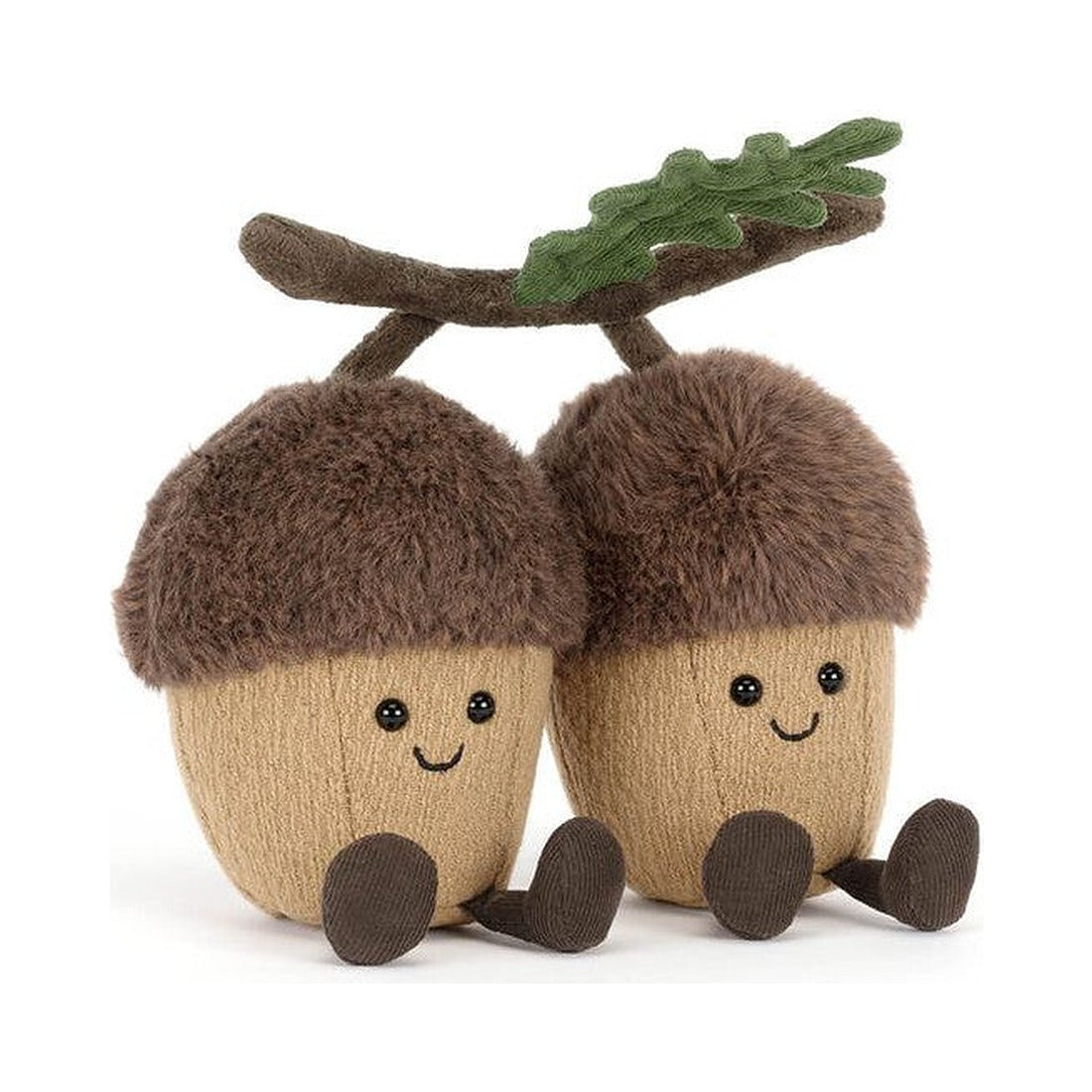 Maskotka Jellycat Amuseables – Żołędzie Ort & Tum 18 cm, widok 3/4 z przodu